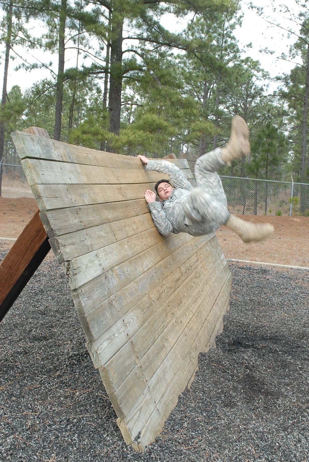 Army Reserve soldiers gain confidence during training exercise at ...