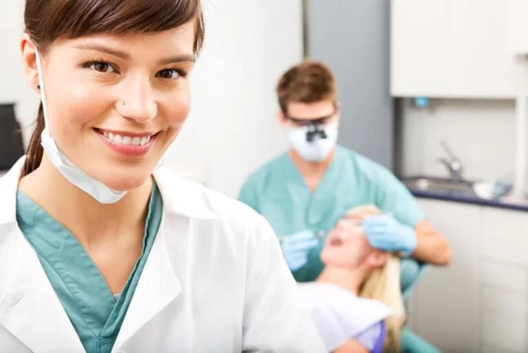 Dental Assisting Institute: Dental Assistant Training Programs