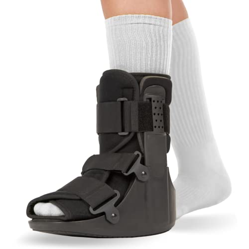  BraceAbility Short Walking Boot - Orthopedic Broken Toe Cast for Sprains, Metatarsal, Jones, and Stress Fracture Recovery (Small)
